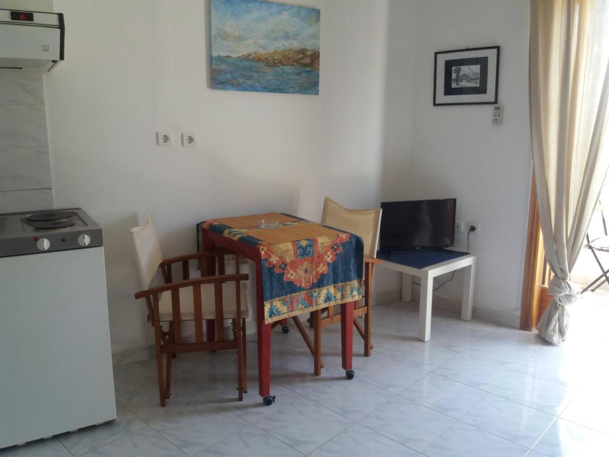 apartment in poros Poros Town Exterior foto